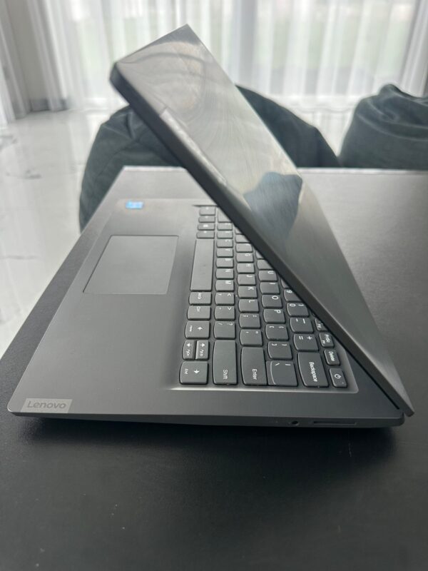 IMG_3151 Lenovo V14-IIL i3 11th Gen 8GB 256GB SSD