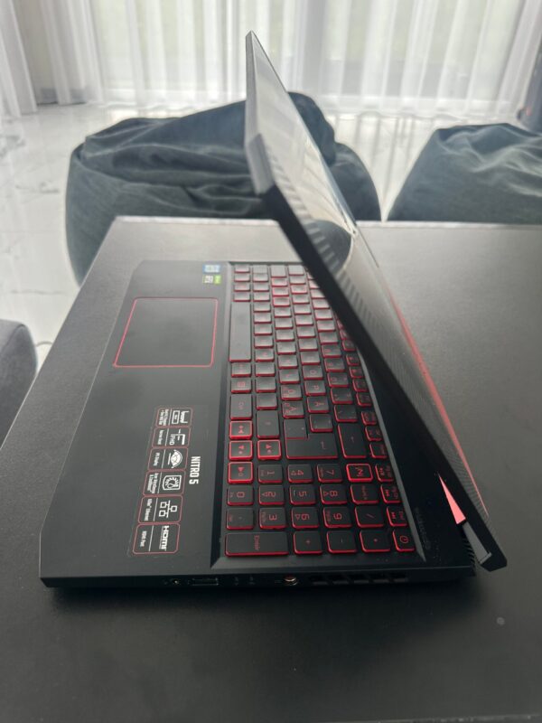 Acer Nitro AN515-54-79EG i7-9750H 16GB RAM 512GB SSD RTX 2060 15.6” Gaming Nešiojamas Kompiuteris