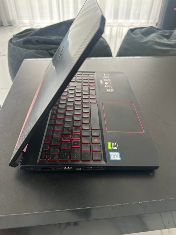 Acer Nitro AN515-54-79EG i7-9750H 16GB RAM 512GB SSD RTX 2060 15.6” Gaming Nešiojamas Kompiuteris