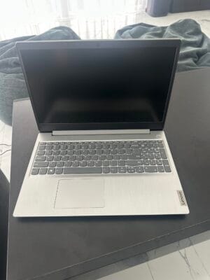 IMG_3245 Lenovo IdeaPad 3 15IIL05 i5 8GB 256GB SSD