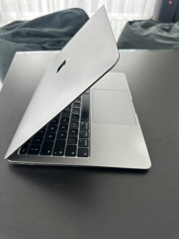 MacBook Air A2179 2020 i7 16GB 256GB Space Gray