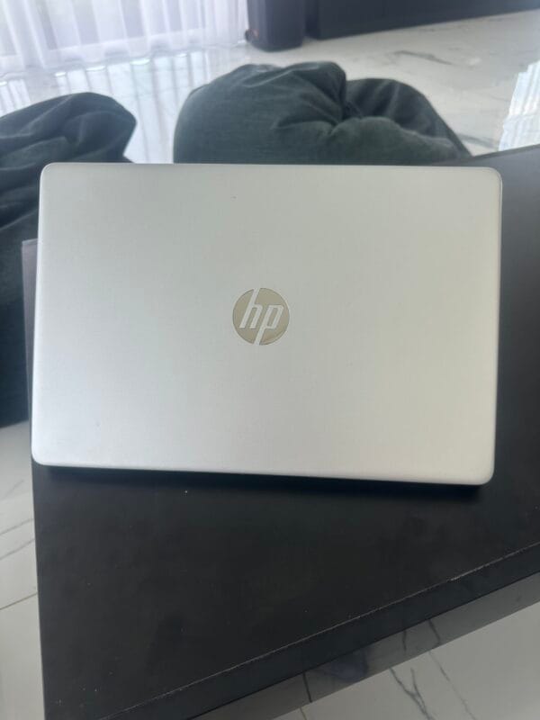 IMG_3370 HP 15s-eq1106nw Ryzen 3 / 8GB RAM / 256GB SSD